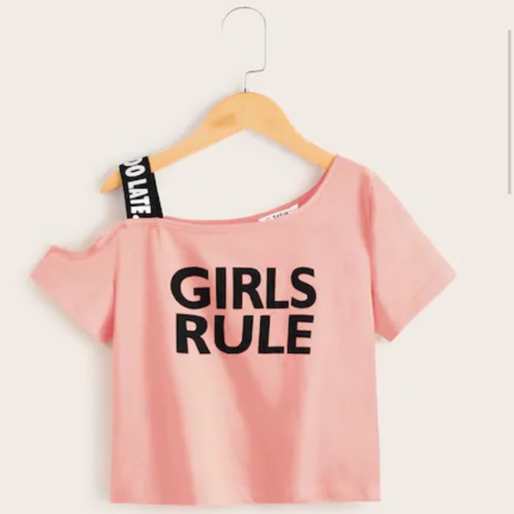 Girls Rule off shoulder tee